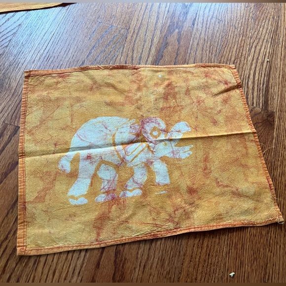 NWOT handmade, hand painted set of 6 napkins with elephant design from G… - Picture 3 of 3